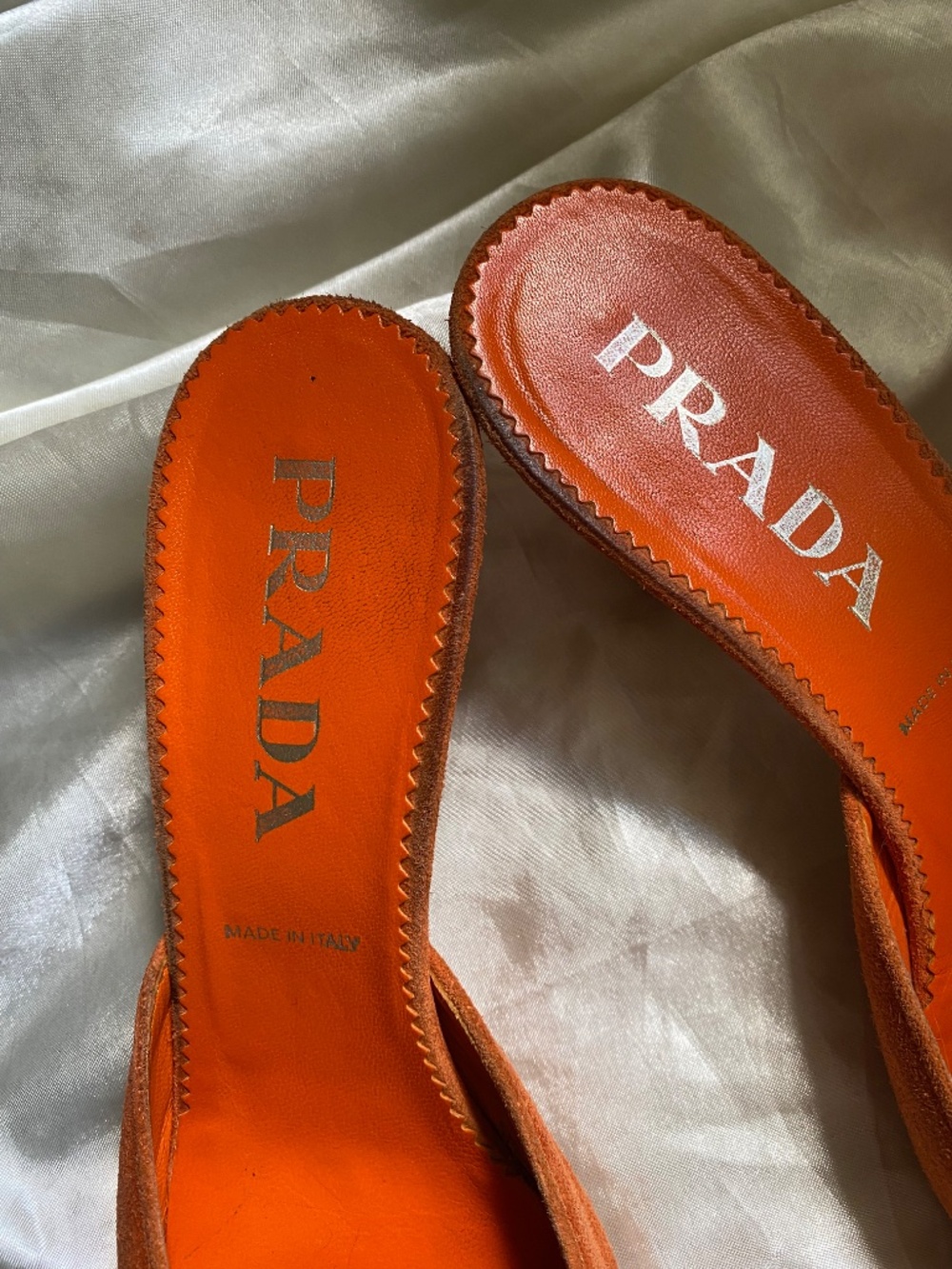 Vintage y2k Prada Orange Suede Chain Pointed Toe Kitten Heel Size 37 / 6.5/7 - Picture 4 of 9